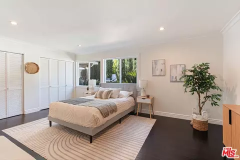 6331 Geyser Ave, Tarzana, CA 91335 photo 8