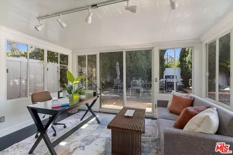 6331 Geyser Ave, Tarzana, CA 91335 photo 28