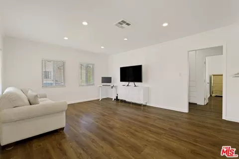 6613 San Miguel St, Paramount, CA 90723 photo 6