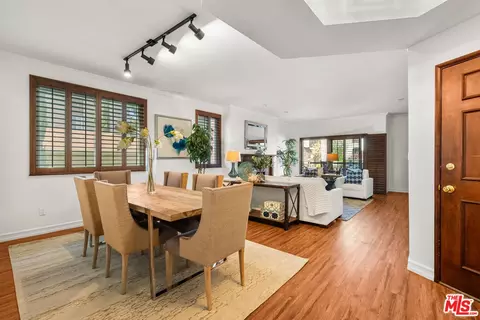 10654 Eastborne Ave #102, Los Angeles, CA 90024