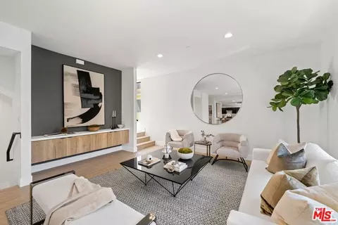 1624 N Normandie Ave #B, Los Angeles, CA 90027