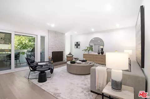 1887 Greenfield Ave #110, Los Angeles, CA 90025