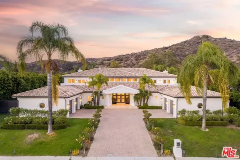 25043 Abercrombie Ln, Calabasas, CA 91302