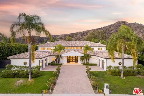 25043 Abercrombie Ln, Calabasas, CA 91302