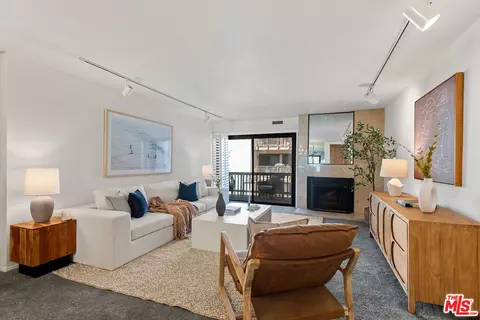 8600 Tuscany Ave #321, Playa Del Rey, CA 90293