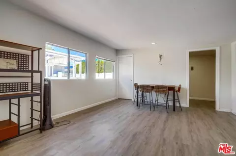 1060 E 45th Way, Long Beach, CA 90807 photo 38