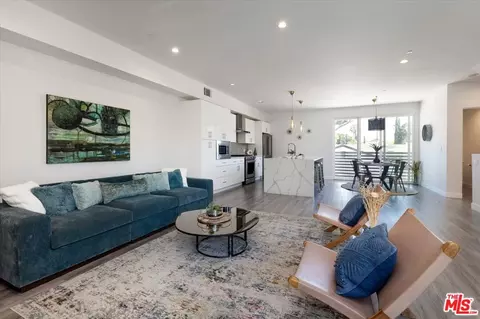 5422 Camellia Ave, North Hollywood, CA 91601