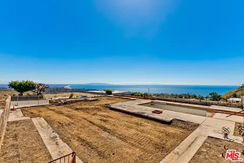1183 Lachman Ln, Pacific Palisades, CA 90272