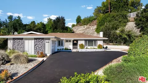 9446 Mclennan Ave, Northridge, CA 91343