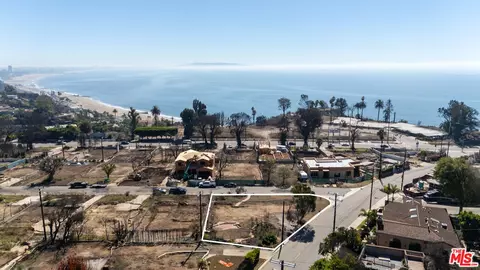 16957 Livorno Dr, Pacific Palisades, CA 90272
