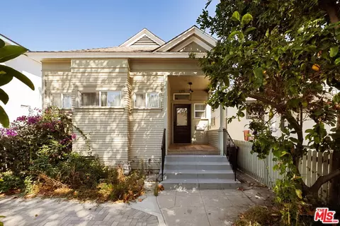 1275 W 23rd St, Los Angeles, CA 90007