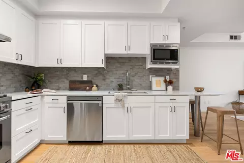 4180 Fair Ave #206, Studio City, CA 91602