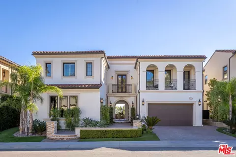 Exterior - 20162 W Cromwell Way, Porter Ranch, CA 91326 photo 2 of 12
