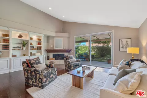 4303 Park Paloma, Calabasas, CA 91302
