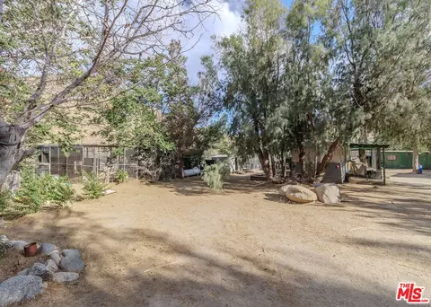 Exterior - 34270 Cheseboro Rd, Palmdale, CA 93552 photo 7 of 11