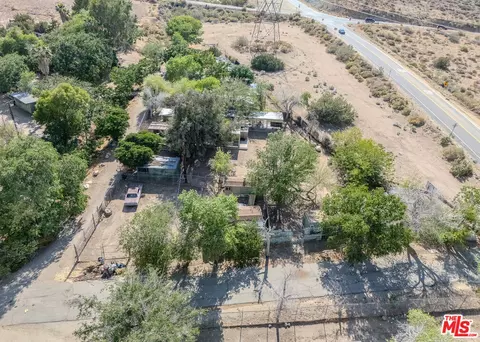 34270 Cheseboro Rd, Palmdale, CA 93552