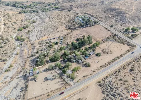 View/Area - 34270 Cheseboro Rd, Palmdale, CA 93552 photo 5 of 5