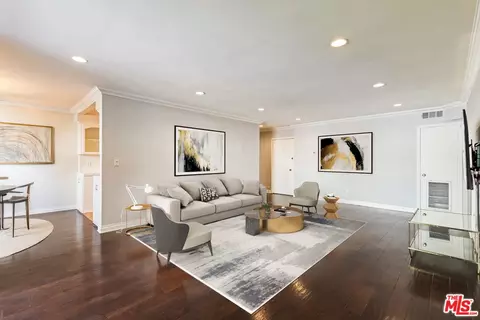 11970 Montana Ave #108, Los Angeles, CA 90049