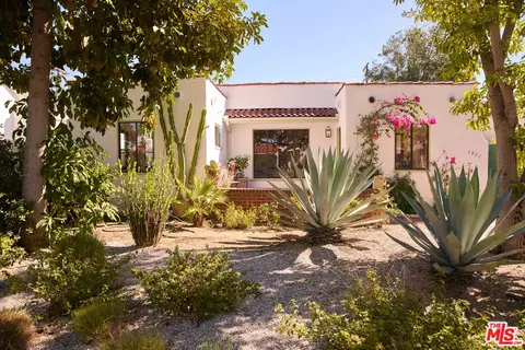1970 N New Hampshire Ave, Los Angeles, CA 90027