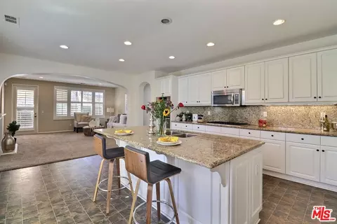 1248 Leggio Ln, Upland, CA 91784