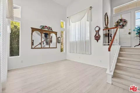3425 Caspian Dr, Palmdale, CA 93551