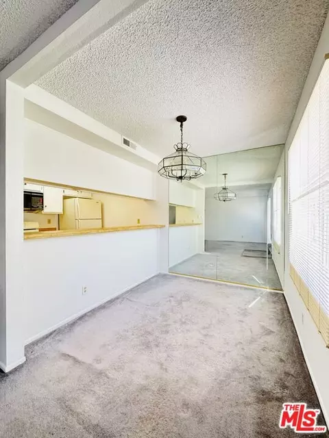 Dining - 157 S Wilmington Ave #L, Compton, CA 90220 photo 2 of 2