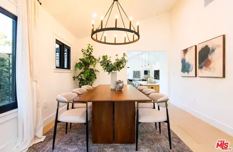 Dining - 968 Palm Ter, Pasadena, CA 91104 photo 2 of 3
