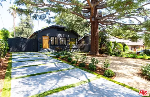 Exterior - 968 Palm Ter, Pasadena, CA 91104 photo 4 of 26