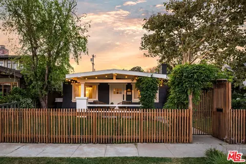 919 Venezia Ave, Venice, CA 90291