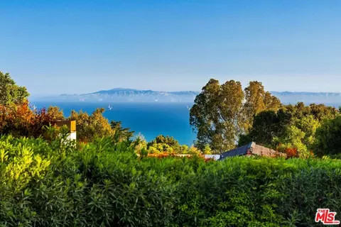 796 Hot Springs Rd, Montecito, CA 93108 photo 2