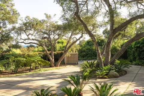 796 Hot Springs Rd, Montecito, CA 93108 photo 6