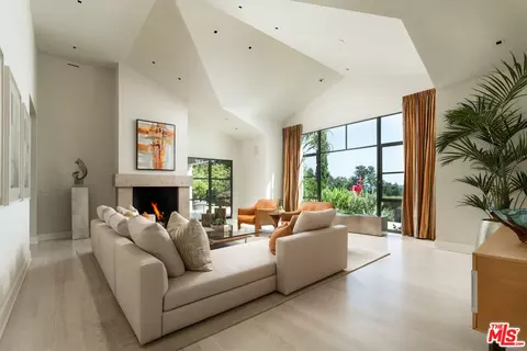 796 Hot Springs Rd, Montecito, CA 93108 photo 5