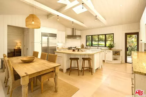 796 Hot Springs Rd, Montecito, CA 93108 photo 15