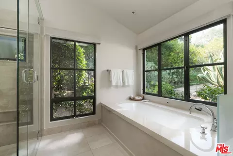 796 Hot Springs Rd, Montecito, CA 93108 photo 27