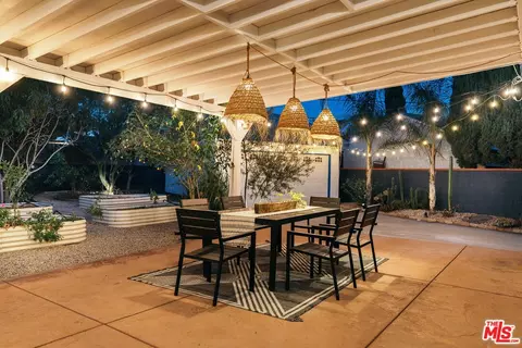 14135 Glamis St, Arleta, CA 91331 photo 2