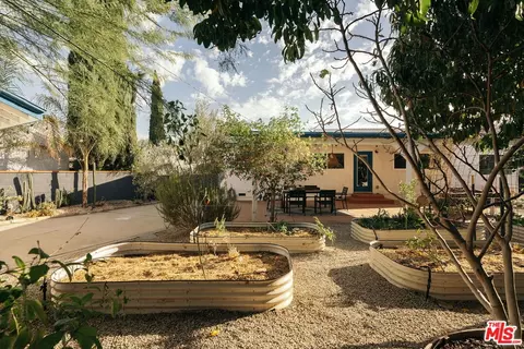 14135 Glamis St, Arleta, CA 91331 photo 35