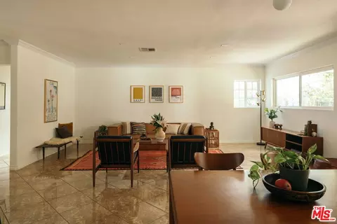 14135 Glamis St, Arleta, CA 91331 photo 9