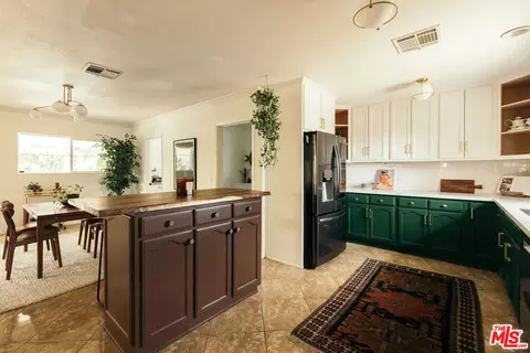 14135 Glamis St, Arleta, CA 91331 photo 11