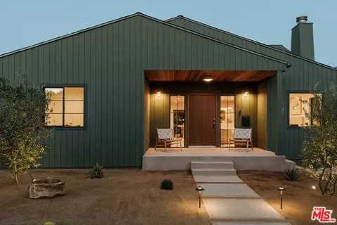 326 N Gower St, Los Angeles, CA 90004
