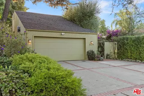 2329 Manning Ave, Los Angeles, CA 90064