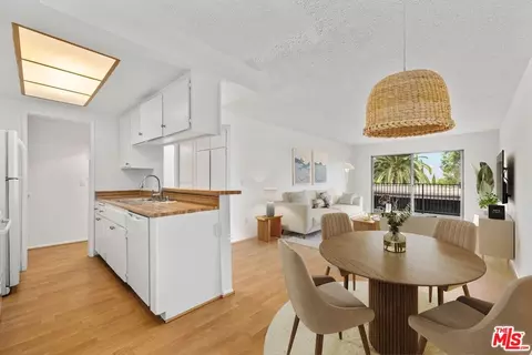 Dining - 1517 E Garfield Ave #23, Glendale, CA 91205 photo 2 of 2