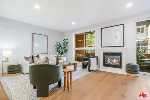 13031 Villosa Pl #102, Playa Vista, CA 90094