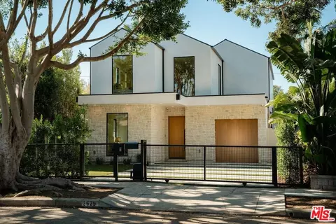 3629 Rosewood Ave, Los Angeles, CA 90066