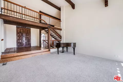 Living - 1382 Edgehill Pl, Pasadena, CA 91103 photo 3 of 6