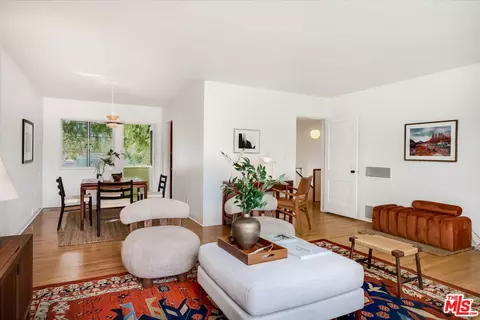 5172 Village Grn, Los Angeles, CA 90016