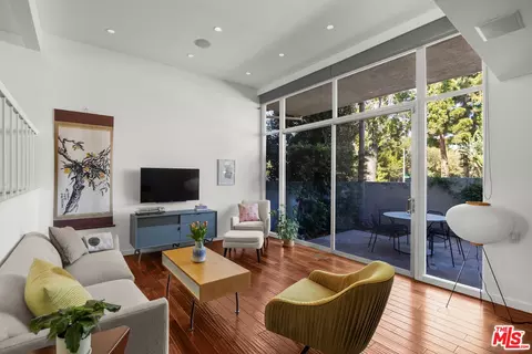 4436 W Kling St, Burbank, CA 91505