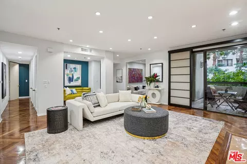 2132 Century Park Ln #101, Los Angeles, CA 90067