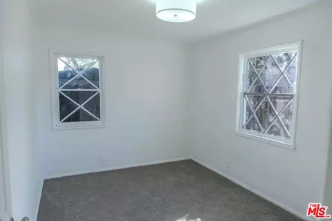 Bedroom - 18643 Strathern St, Reseda, CA 91335 photo 3 of 4