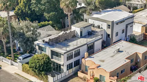 809 Brooks Ave, Venice, CA 90291