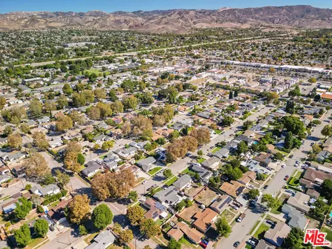 View/Area - 4141 Eileen St, Simi Valley, CA 93063 photo 6 of 6